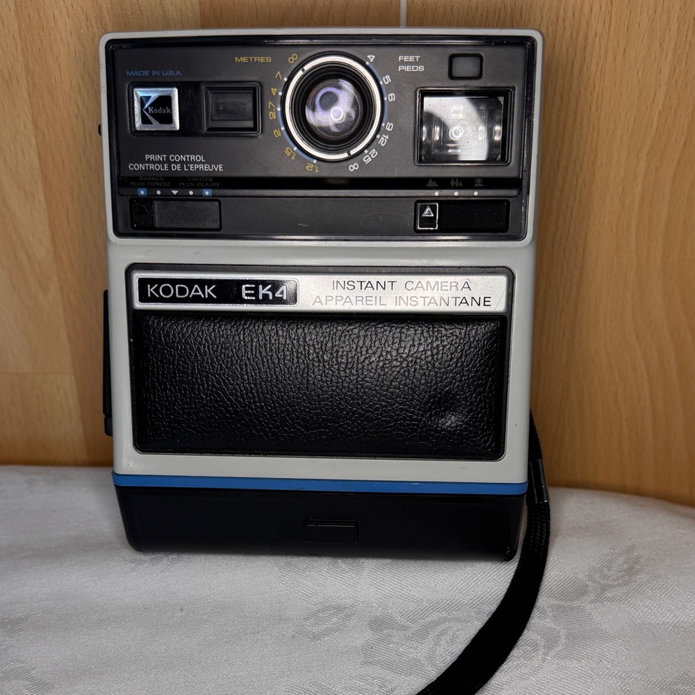 Vintage Kodak EK4 Instant Camera - 1976 - untested